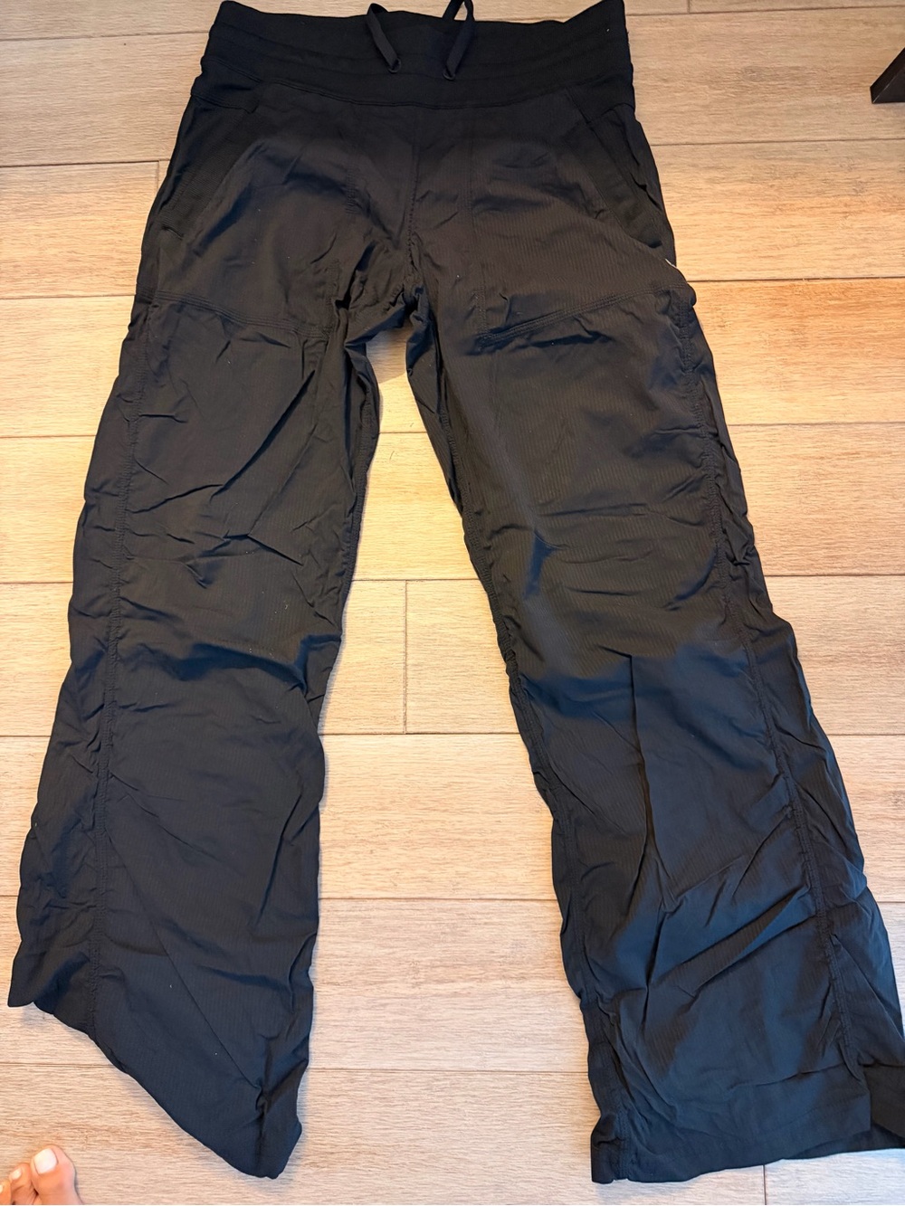 lululemon athletica Black Women's Wide-Leg Track Pants size 6
